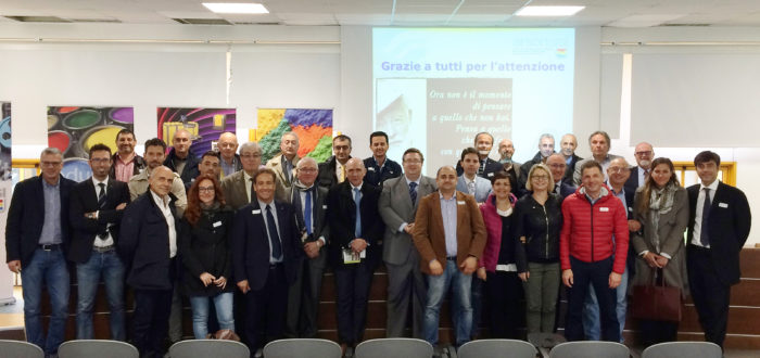 riunione team vernici in polvere