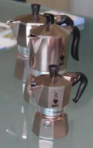 La nouvelle couleur Rose Gold pour la collection de Noël 2019 de Bialetti